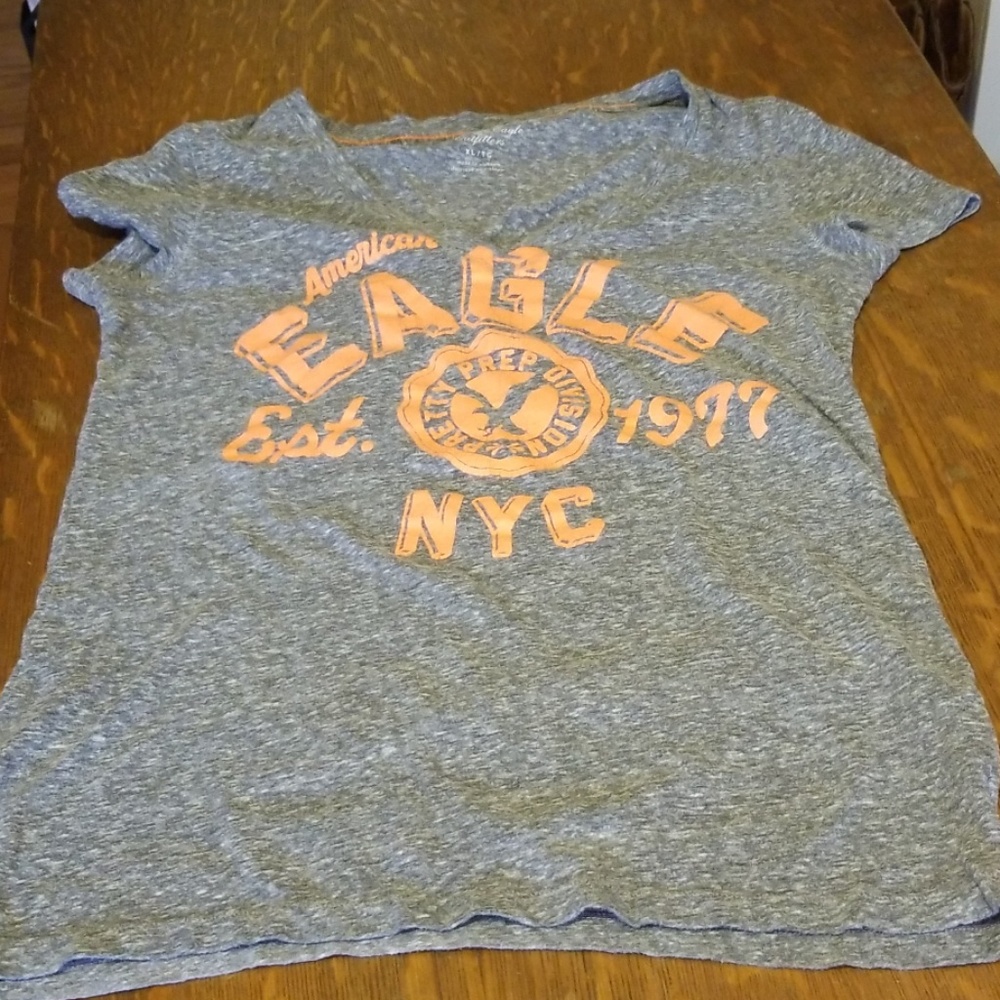 American eagle tshirt xl